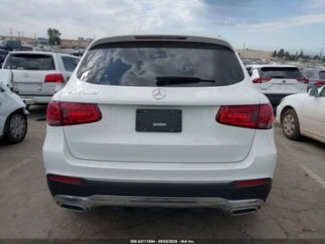 Mercedes GLC C253 2021 Mercedes-Benz GLC 300 2021 2.0l 2.0 Benzyna 255KM, zdjęcie 4