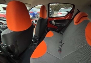 Toyota Aygo I Hatchback 5d Facelifting 1.0 VVT-i 68KM 2012 Toyota Aygo Niski przebieg Polski salon Benzyna 68KM, zdjęcie 11
