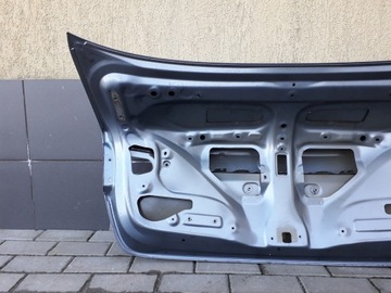 TOYOTA COROLLA 12 XII SEDAN 19- VÍKO KUFRU ZADNÍ KUFRU