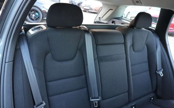 Volvo V60 II  Kombi 2.0 D3 150KM 2019 Volvo V60 NAVIGACJA, Grzane Fotele, Multifunkcja, Tempomat, Czujniki, Auto, zdjęcie 19