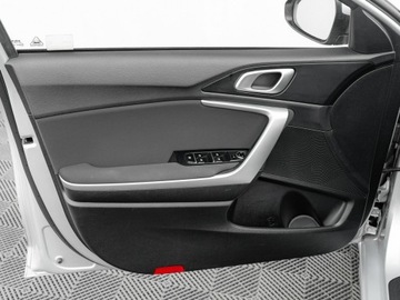 Kia Ceed III Kombi Facelifting 1.5 T-GDI 160KM 2022 Kia Cee'd GD4E578#1.5 T-GDI M K.cofania 2 stref, zdjęcie 11