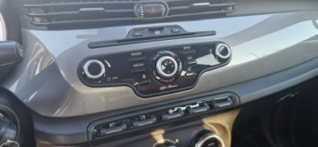 Alfa Romeo Giulietta Nuova II Hatchback 5d 1.6 JTD 16v 105KM 2011 Alfa Romeo Giulietta Jeden Właściciel, zdjęcie 35