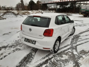 Volkswagen Polo V Hatchback 3d Facelifting 1.0 60KM 2015 VW Polo 1.0 MPi BlueMotion 2015 r. lift radar, zdjęcie 3