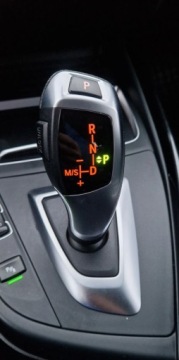 BMW Seria 1 F20-F21 Hatchback 5d Facelifting 2015 118d 150KM 2017 BMW Seria 1 LIFT 2.0 150KM Automat LED Navi Kubly 2.0 Diesel 150KM, zdjęcie 12