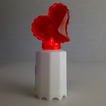 ВСТАВКА ДЛЯ СВЕЧИ СЕРДЦЕ LED 14 СМ ИСПОЛЬЗУЕТСЯ ОТ R6 БАТАРЕИ КРАСНЫЙ