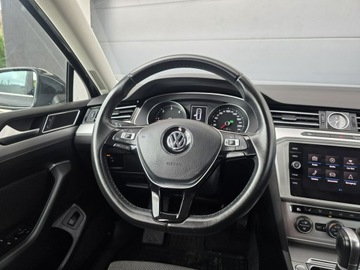 Volkswagen Passat B8 Variant 2.0 TDI BlueMotion SCR 150KM 2018 Volkswagen Passat 2.0 TDI DSG *bezwypadkowy* tylko, zdjęcie 8