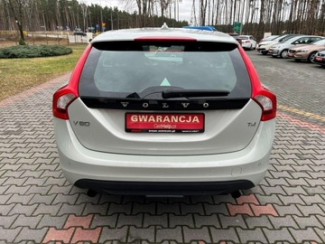 Volvo V60 I Kombi 1.6 T4 180KM 2011 Volvo V60 T4 180 KM Automat Podgrzewane fotele, zdjęcie 3