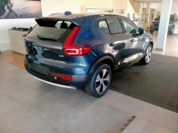 Volvo XC40 Crossover Facelifting 2.0 B3 163KM 2026 VOLVO XC40 B3 Core Suv 2.0 (163KM) 2026, zdjęcie 1