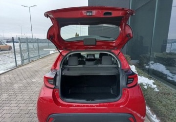 Toyota 2023 Toyota Yaris 1.5 Hybrid 92KM Automat CVT Comfort Vat 23 1.5 Hybryda 116KM, zdjęcie 9