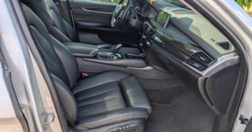 BMW X6 F16 Crossover xDrive 35i 306KM 2017 BMW X6 3.0i306KMBezwypadkoway 3.0 Benzyna 306KM, zdjęcie 4