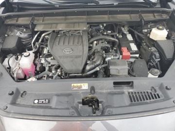 Toyota Highlander III 2023 Toyota Highlander L od ubezpieczyciela, male uszkodzenia 2.4 Benzyna 265KM, zdjęcie 11