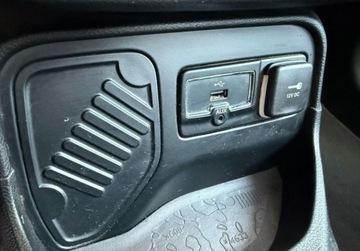 Jeep Renegade SUV 1.4 MultiAir 140KM 2015 Jeep Renegade 1.4 Benzyna 140KM, zdjęcie 22