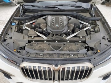 BMW X7 2022 BMW X7 M50I 2022 4.4l 4.4 Benzyna 523KM, zdjęcie 6