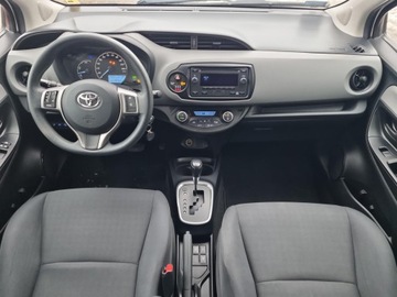 Toyota Yaris III Hatchback 5d Facelifting 2017 1.5 Hybrid 100KM 2020 Toyota Yaris Hybrid 100 Active III (2011-2019) Toy, zdjęcie 2