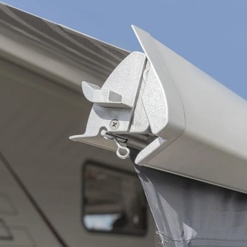 КРЮК ДЛЯ МОНТАЖА НА ПЛАНКУ KEDRA