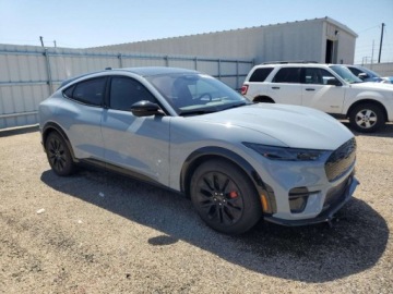 Ford Mustang VI 2025 Ford Mustang Mach-E Premium 2025 Elektryczny 346KM, zdjęcie 4