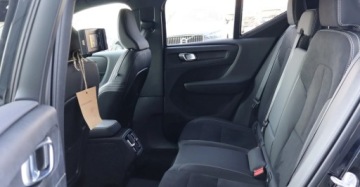 Volvo XC40 Crossover Facelifting 2.0 B4 197KM 2025 Volvo XC 40 B4 PLUS BLACK EDITION 19714KM Salon POLSKA I Wlasciciel Gwar., zdjęcie 14