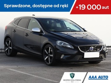 Volvo S40 II 2014 Volvo V40 2.0 D4, 187 KM, Skóra, Navi, Xenon