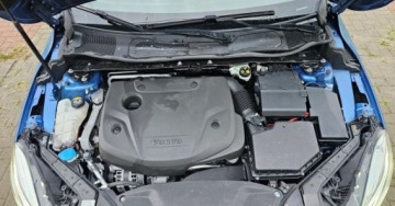 Volvo V40 II Hatchback Facelifting 2.0 D2 120KM 2018 Volvo V40 2.0 d R-desing skora alkantara 2.0 Diesel 120KM, zdjęcie 37