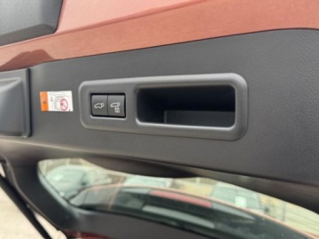 Lexus LBX 1.5 Hybrid 136KM 2025 Od ręki - Elegant 1.5 Hybrid 136KM | Podgrzewane fotele!, zdjęcie 10