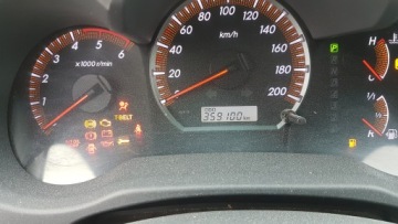 Toyota Hilux VII Podwójna kabina Facelifting 3.0 D-4D 171KM 2012 Toyota Hilux 3.0 Diesel 170 KM, zdjęcie 8