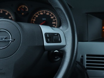 Opel Astra H Hatchback 5d 1.4 TWINPORT ecoFLEX 90KM 2010 Opel Astra 1.4 16V, Salon Polska, Klima, zdjęcie 17