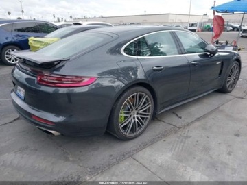 Porsche Panamera II 2018 Porsche Panamera PORSCHE PANAMERA E-HYBRID 4 2.9 Hybryda Plug-in 330KM, zdjęcie 2
