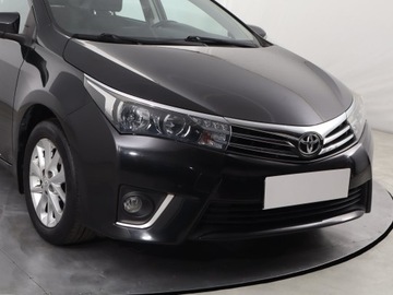 Toyota Corolla X Sedan Facelifting 1.6 Valvematic 132KM 2014 Toyota Corolla 1.6 Valvematic, Salon Polska, zdjęcie 16