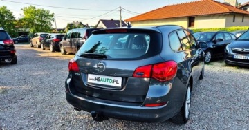 Opel Astra J Sports Tourer Facelifting 1.4 Turbo ECOTEC 120KM 2012 Opel Astra BENZYNA NAWIGACJA niski przebieg super okazja polecamy, zdjęcie 11