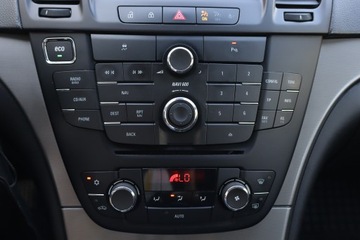 Opel Insignia I Sports Tourer 1.4 Turbo ECOTEC Start/Stop 140KM 2011 Opel Insignia 1.4 Turbo, GAZ, Klima, Klimatronic, zdjęcie 14