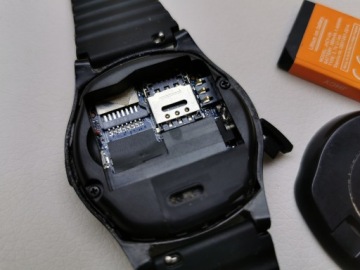 SmartWatch V9 – Слот для SIM-карты – КАМЕРА – МИКРОФОН