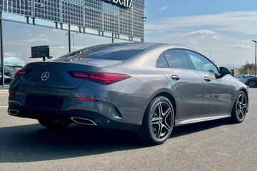 Mercedes CLA C118/X118 Coupe Facelifting 2.0 220 190KM 2024 MERCEDES-BENZ CLA 220 4-Matic AMG Line 2.0 (190KM) 2024, zdjęcie 3