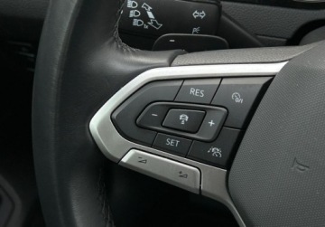 Volkswagen Passat B8 Variant Facelifting 1.5 TSI EVO 150KM 2023 Volkswagen Passat Variant Variant Business Pakiety, ACC, Kamera, GPS, Pod, zdjęcie 20