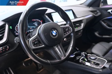 BMW Seria 1 F40 2023 BMW Seria 1 118iFV23Fotel SportowyReflektory LEDModel M Sport 1.5, zdjęcie 7