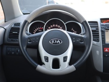 Kia Venga Mikrovan 1.6 DOHC CVVT 125KM 2013 Kia Venga 1.6 CVVT, Automat, Skóra, Navi, Klima, zdjęcie 14