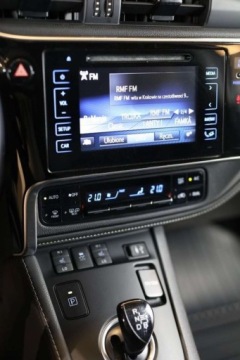 Toyota Auris II 2018 Toyota Auris Hybrid 135 Prestige 1.8 Hybryda 99KM, zdjęcie 22