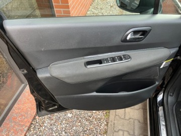 Peugeot 3008 II Crossover 1.6 BlueHDi 120KM 2016 Peugeot 3008 1.6 diesel 120 KM automat zadbany mozliwa zamiana 1.6, zdjęcie 19