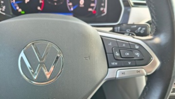 Volkswagen Passat B8 Variant Facelifting 2.0 TSI 190KM 2022 Volkswagen Passat 2.0TSI 190KM ACC SalonPL Kamera, zdjęcie 15