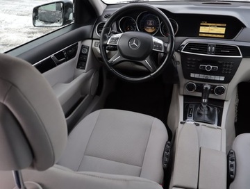Mercedes Klasa C W204 Kombi T204 2.2 200 CDI BlueEFFICIENCY 136KM 2011 Mercedes C C 200 CDI, Automat, Klima, Klimatronic, zdjęcie 6