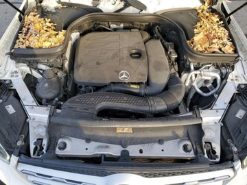 Mercedes GLC C253 2020 Mercedes-Benz GLC MERCEDES-BENZ GLC 300 4MATIC 2020 2.0 Benzyna 258KM, zdjęcie 11