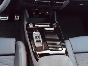 Audi 2025 Audi A6 Avant e-tron Pakiet Tech plus,Interieur S,Technology Elektryczny, zdjęcie 18