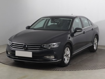 Volkswagen Passat B8 Limousine Facelifting 2.0 TDI SCR 150KM 2021 VW Passat 2.0 TDI, Salon Polska, 1. Właściciel, zdjęcie 1