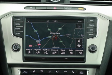 Volkswagen Passat B8 Variant 2.0 TDI BlueMotion SCR 150KM 2016 VW Passat 2.0 TDI, Automat, Navi, Klima, zdjęcie 10