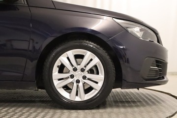 Peugeot 308 II Hatchback Facelifting 1.2 PureTech 130KM 2018 Peugeot 308 1.2 PureTech, Salon Polska, Klima, zdjęcie 14