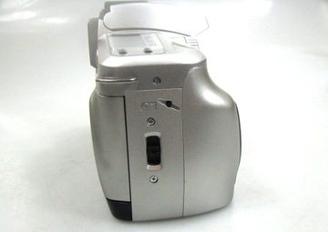 MINOLTA DYNAX 40 — корпус/камера