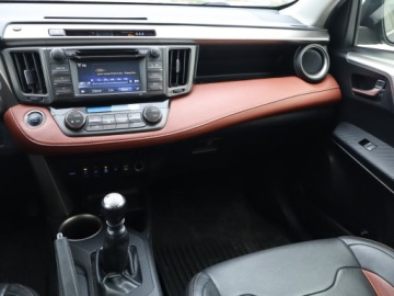 Toyota RAV4 IV MPV D-4D 125 124KM 2015 Toyota RAV 4 2.0 D-4D, Salon Polska, 4X4, Skóra, zdjęcie 7