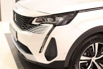 Peugeot 3008 II Crossover Facelifting  1.5 BlueHDi 130KM 2023 Peugeot 3008 1.5 BlueHDi GT SS EAT8 1.5 Diesel 130KM, zdjęcie 27