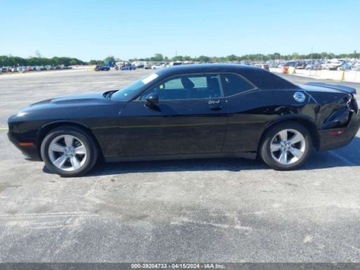 Dodge Challenger III 2023 Dodge Challenger 2023r, SXT, 3.6L 3.6 Benzyna 303KM, zdjęcie 4