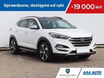 Hyundai Tucson III SUV 1.6 T-GDI 177KM 2015 Hyundai Tucson 1.6 T-GDI, Salon Polska