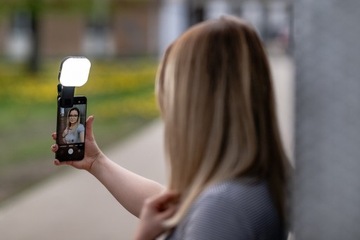 Светодиодная лампа Newell Sunny для смартфона MagSafe 1000 мАч 3000/4300/6500К